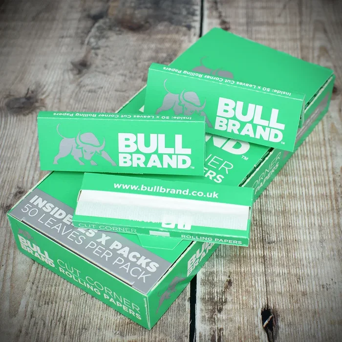 Bull Brand Green Cut Corners Rolling Papers – 25 Pack