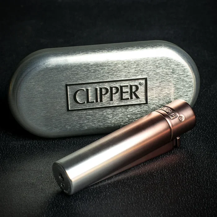Clipper Refillable Lighter with Tin – Silver Gradient