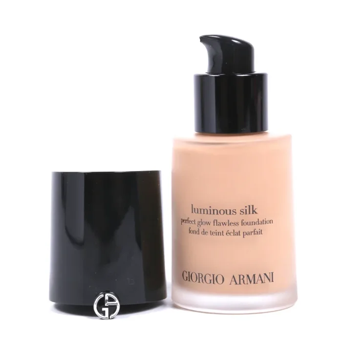 GIORGIO ARMANI SILK FOUNDATION 4.5 PC