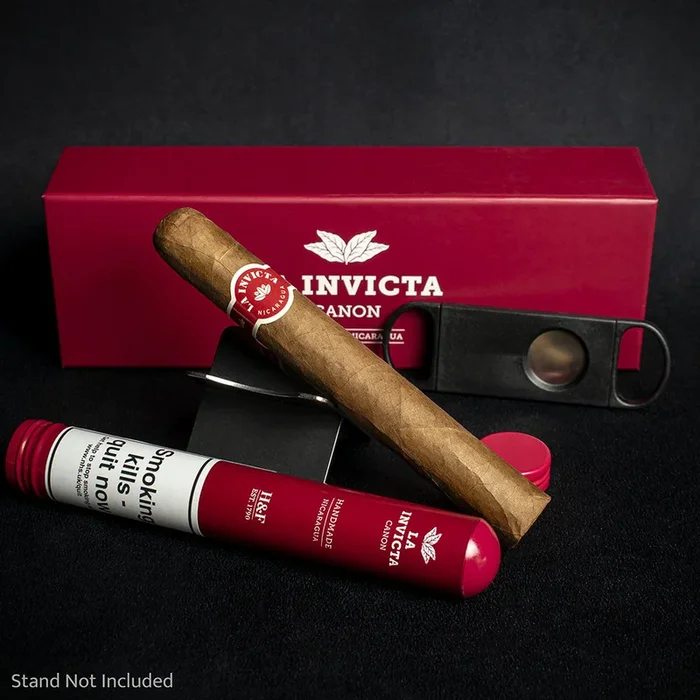 La Invicta Nicaraguan Canon Tubos Cigar + Cutter