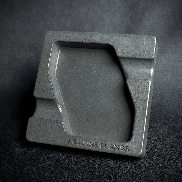 Les Fines Lames – Dyad Double Cigar Ashtray – Anthracite