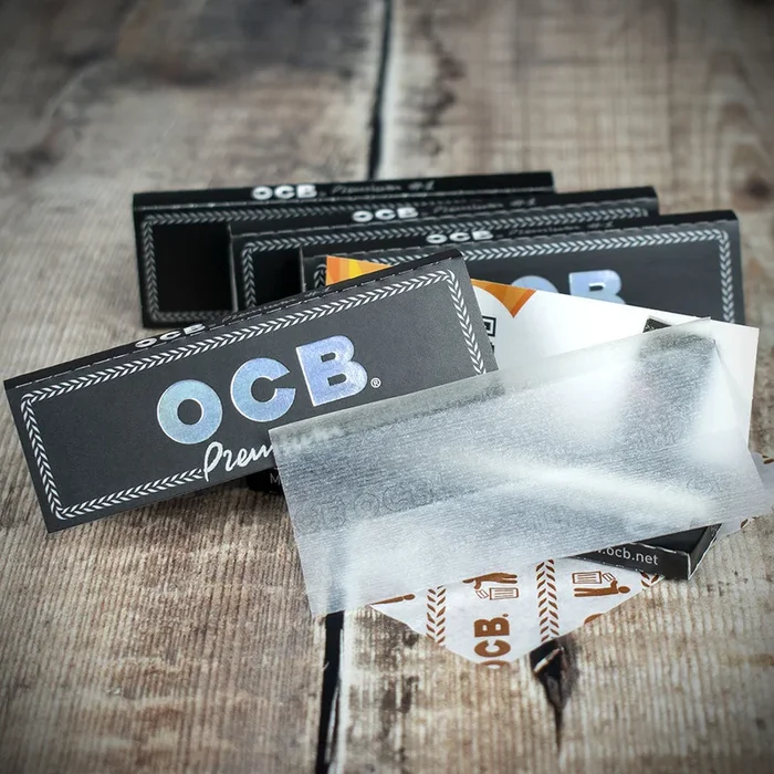 OCB Regular Premium Rolling Papers – Single Pack