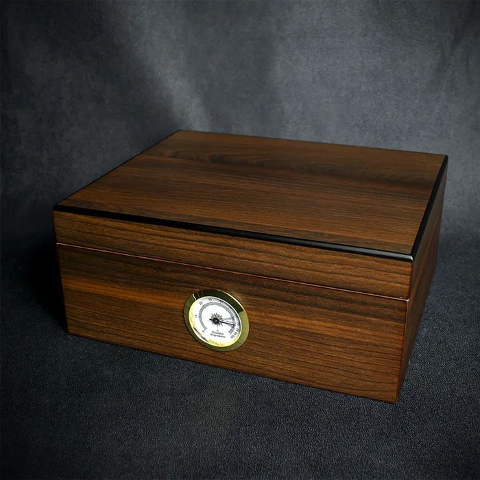 Sikarlan Walnut Finish Humidor – 50 Cigar Capacity